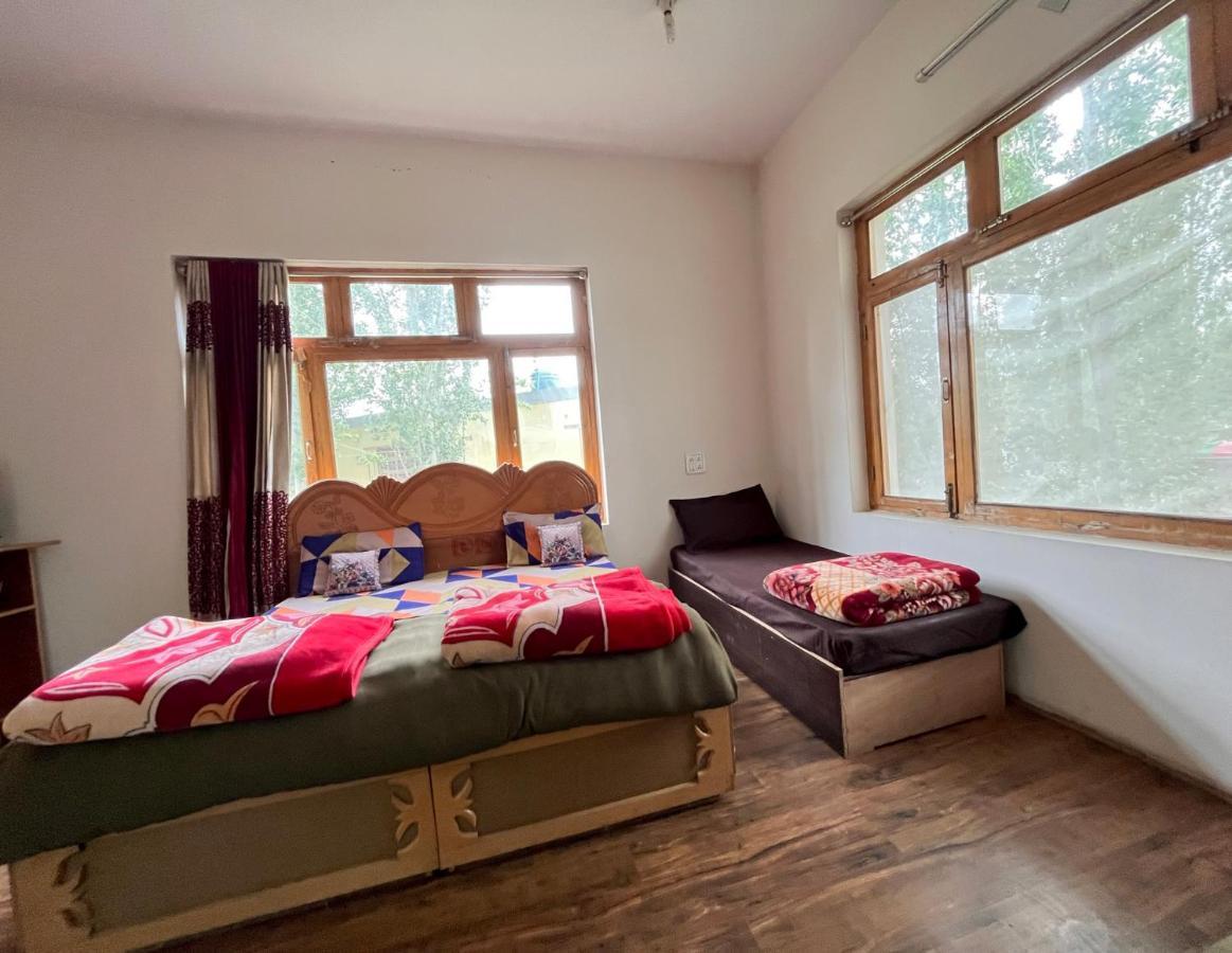 Safarnama Homestay Лех Екстер'єр фото